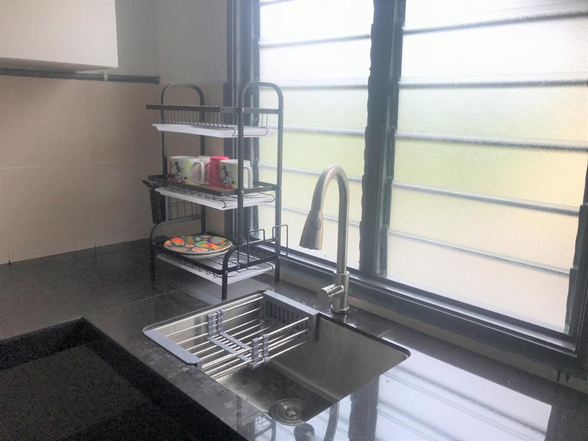 Oyo 90493 Jl Homestay Segamat Ngoại thất bức ảnh
