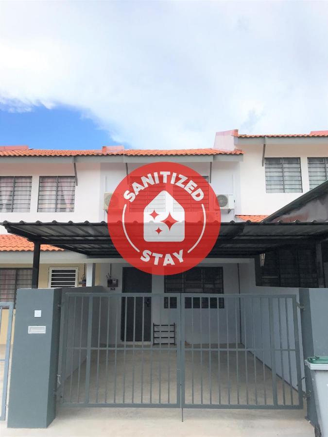 Oyo 90493 Jl Homestay Segamat Ngoại thất bức ảnh