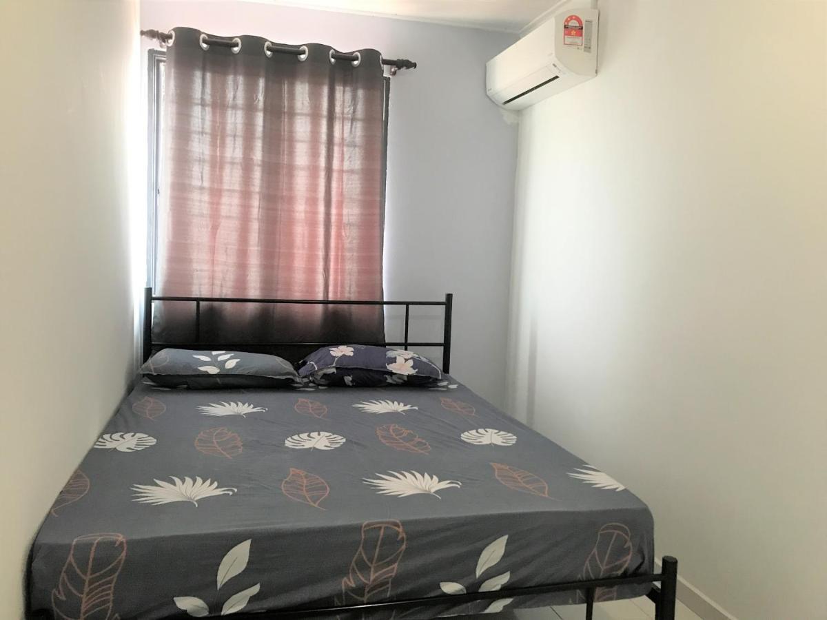 Oyo 90493 Jl Homestay Segamat Ngoại thất bức ảnh