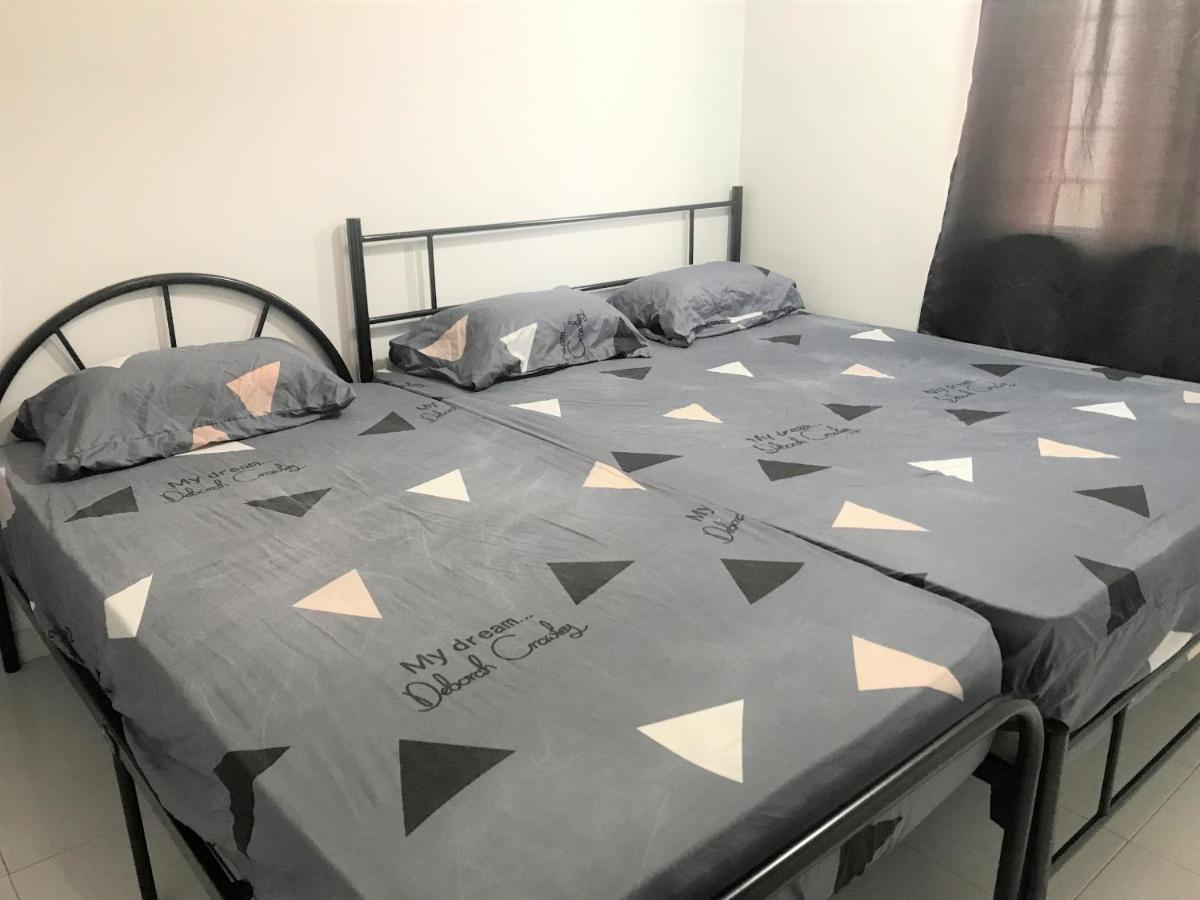 Oyo 90493 Jl Homestay Segamat Ngoại thất bức ảnh