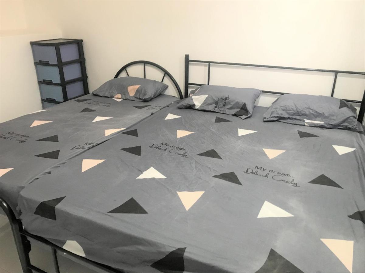 Oyo 90493 Jl Homestay Segamat Ngoại thất bức ảnh
