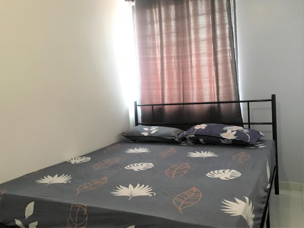 Oyo 90493 Jl Homestay Segamat Ngoại thất bức ảnh