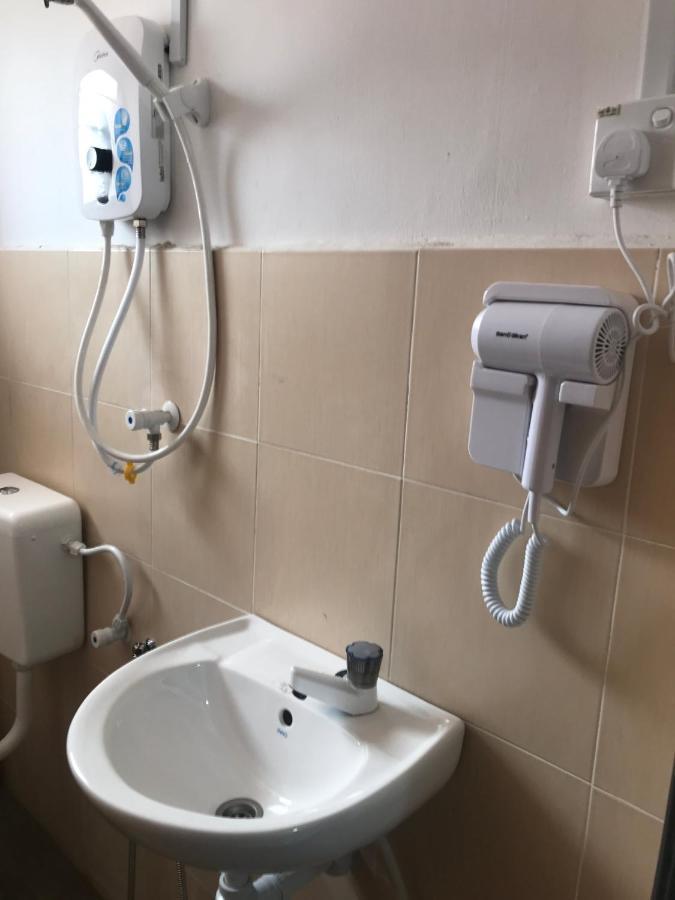 Oyo 90493 Jl Homestay Segamat Ngoại thất bức ảnh