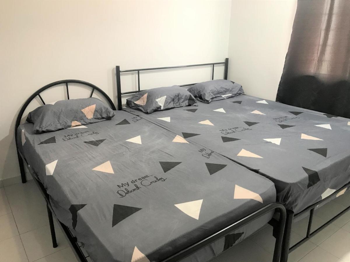 Oyo 90493 Jl Homestay Segamat Ngoại thất bức ảnh